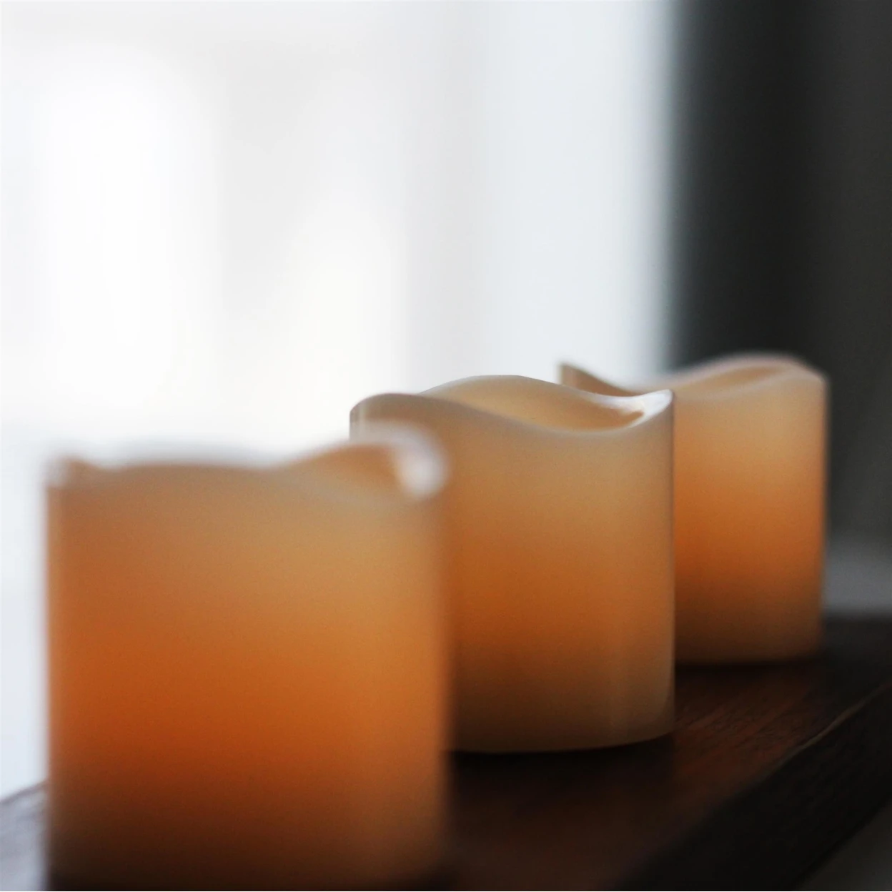 EcoGecko Set of 6 Real Wax LED Flameless Candles With Timer - Votive Size (87032-06) (3)