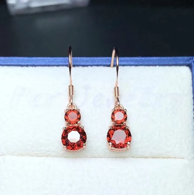 Naturla garnet drop earring Free shipping 925 sterling silver Free shipping Cucurbit style 0.3ct*2pcs,01ct*2pcs gems #BL18101109
Naturla garnet drop earring Free shipping 925 sterling silver Free shipping Cucurbit style 0.3ct*2pcs,01ct*2pcs gems #BL18101109