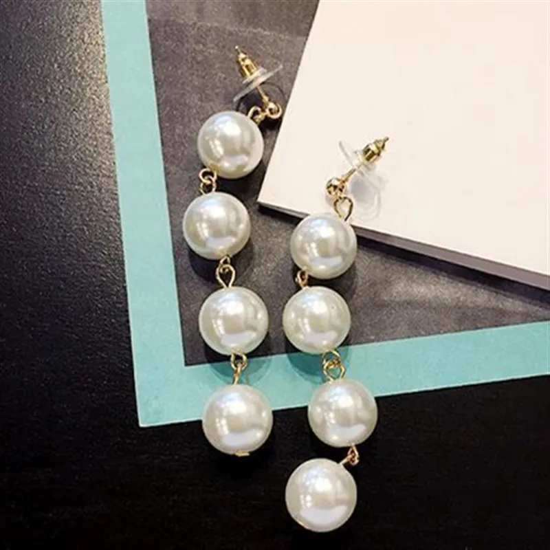 Trendy Elegant Created Big Simulated Pearl Long Earrings Pearls String Statement Drop Earrings For Wedding Party Gift
Trendy Elegant Created Big Simulated Pearl Long Earrings Pearls String Statement Drop Earrings For Wedding Party Gift