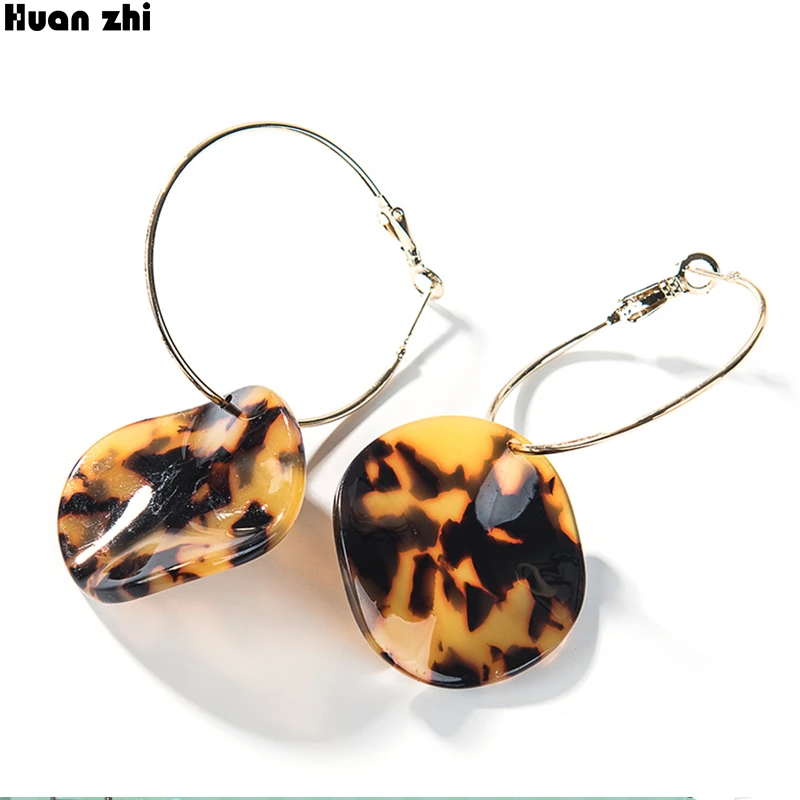 2019 New Trendy Acetate Tortoiseshell Twisted Round Geometric Metal Circle Resin Big Hoop Earrings for Women Party Jewelry Gift
2019 New Trendy Acetate Tortoiseshell Twisted Round Geometric Metal Circle Resin Big Hoop Earrings for Women Party Jewelry Gift