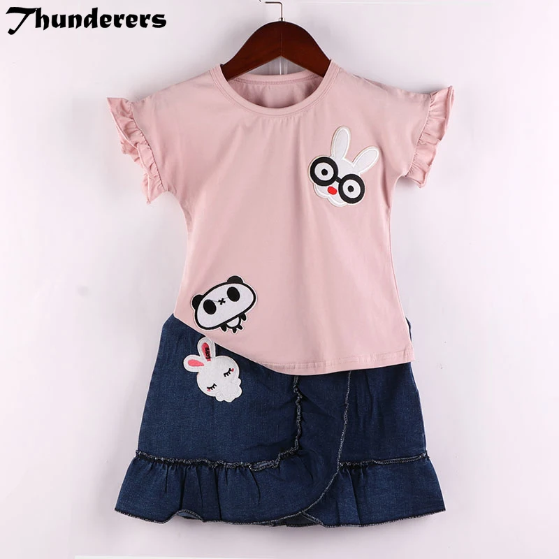 Children's suit girls clothes sets 2018 new cute rabbit panda pattern pink T-shirt rabbit print denim skirt cute kids clothing
Children's suit girls clothes sets 2018 new cute rabbit panda pattern pink T-shirt rabbit print denim skirt cute kids clothing