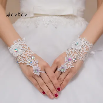 Bridal Gloves Wedding Gloves Short White Diamonds Fingerless Flowers Openwork Wedding Dress Accessories ST021
Bridal Gloves Wedding Gloves Short White Diamonds Fingerless Flowers Openwork Wedding Dress Accessories ST021
