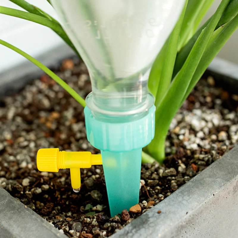 New Automatic Watering Device Adjustable Water Drip Device with Switch Control Valve Drip Irrigation
New Automatic Watering Device Adjustable Water Drip Device with Switch Control Valve Drip Irrigation