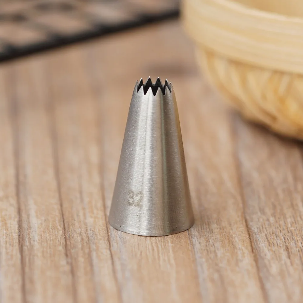 #32 Small Size Open Star Cake Decorating Pastry Piping Nozzle Icing Tips Bakeware Kitchen Cookies Tools Stainless Steel
#32 Small Size Open Star Cake Decorating Pastry Piping Nozzle Icing Tips Bakeware Kitchen Cookies Tools Stainless Steel