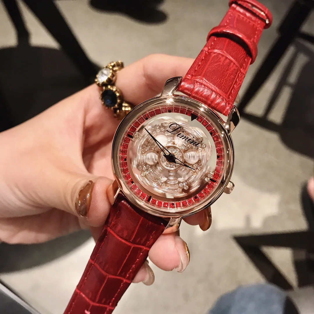 2018 Hot Fashion Starry Sky Red Women Watches Luxury Quartz Leather Strap Colock Watch Ladies Wristwatches Reloj Mujer
2018 Hot Fashion Starry Sky Red Women Watches Luxury Quartz Leather Strap Colock Watch Ladies Wristwatches Reloj Mujer