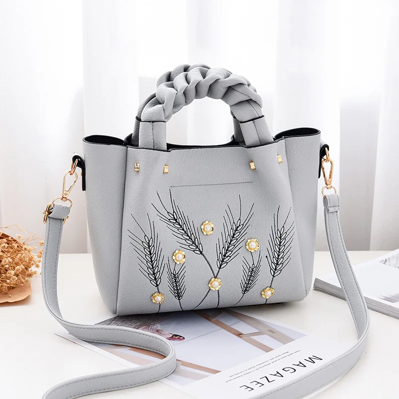Retro Fashion Female Bag 2019 New Women's Designer Handbag Quality PU leather Women bag Tote Shoulder bags Messenger bag
Retro Fashion Female Bag 2019 New Women's Designer Handbag Quality PU leather Women bag Tote Shoulder bags Messenger bag