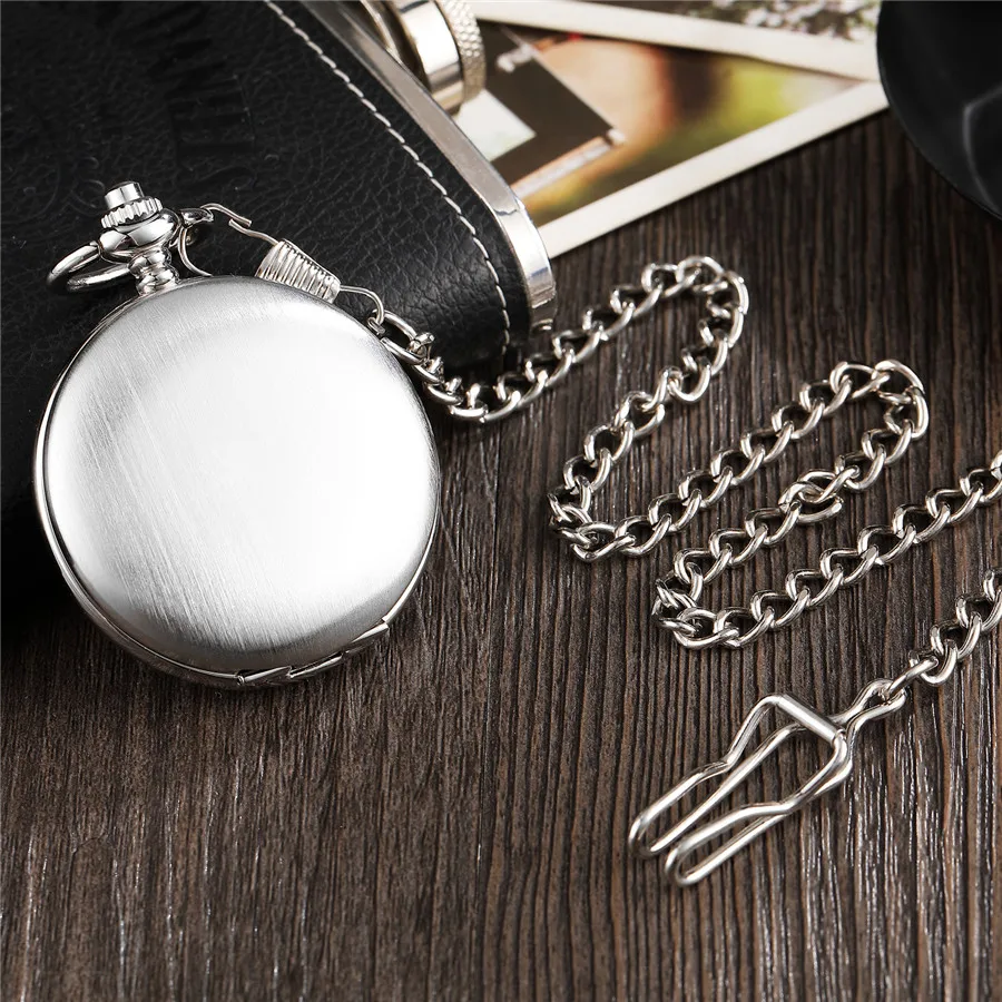 Vintage Silver Pocket Watch Mechanical Man Hand Wind Steampunk Necklace Fob Watch Chain Roman Numerals Lady Clock For Women Men
Vintage Silver Pocket Watch Mechanical Man Hand Wind Steampunk Necklace Fob Watch Chain Roman Numerals Lady Clock For Women Men