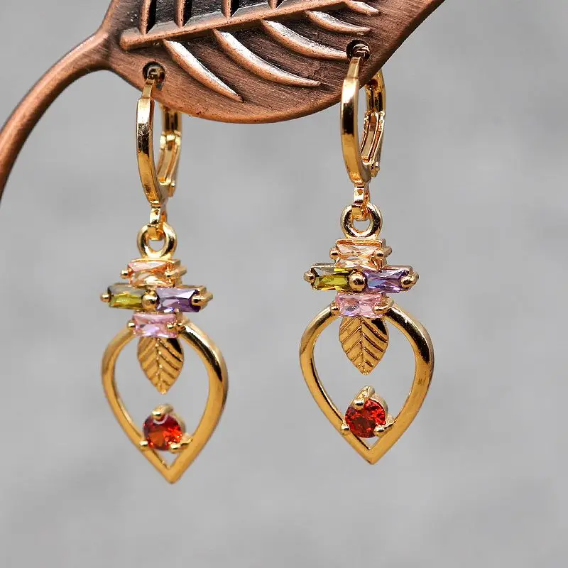Vintage Bohemia Indian Earrings For Women Fashion Jewel Gold Earrings Gift For Women Zircon Dangle Earrings OBS4607_GD
Vintage Bohemia Indian Earrings For Women Fashion Jewel Gold Earrings Gift For Women Zircon Dangle Earrings OBS4607_GD