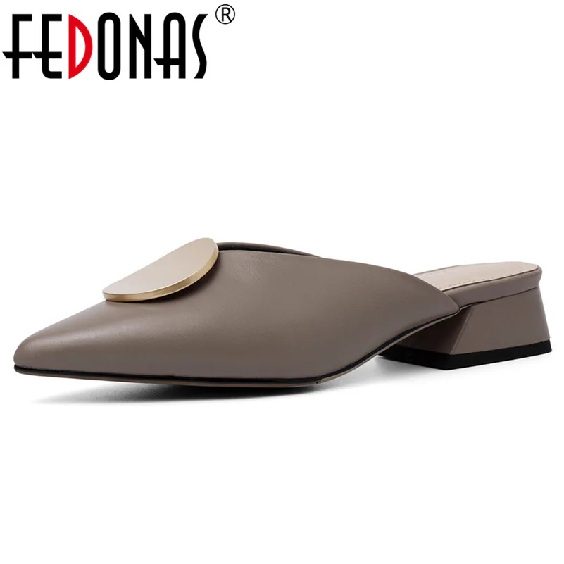 FEDONAS 2019 New Brand Design Pointed Toe Shallow Slip On Women Pumps Mules Genuine Leather Sandals Party Casual Shoes Woman
FEDONAS 2019 New Brand Design Pointed Toe Shallow Slip On Women Pumps Mules Genuine Leather Sandals Party Casual Shoes Woman