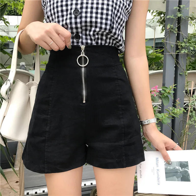 2019 Women Slim Shorts Wide Leg Korean High Waist Front Zipper Shorts With Pockets Black White Elegant Work Casual Street Shorts
2019 Women Slim Shorts Wide Leg Korean High Waist Front Zipper Shorts With Pockets Black White Elegant Work Casual Street Shorts