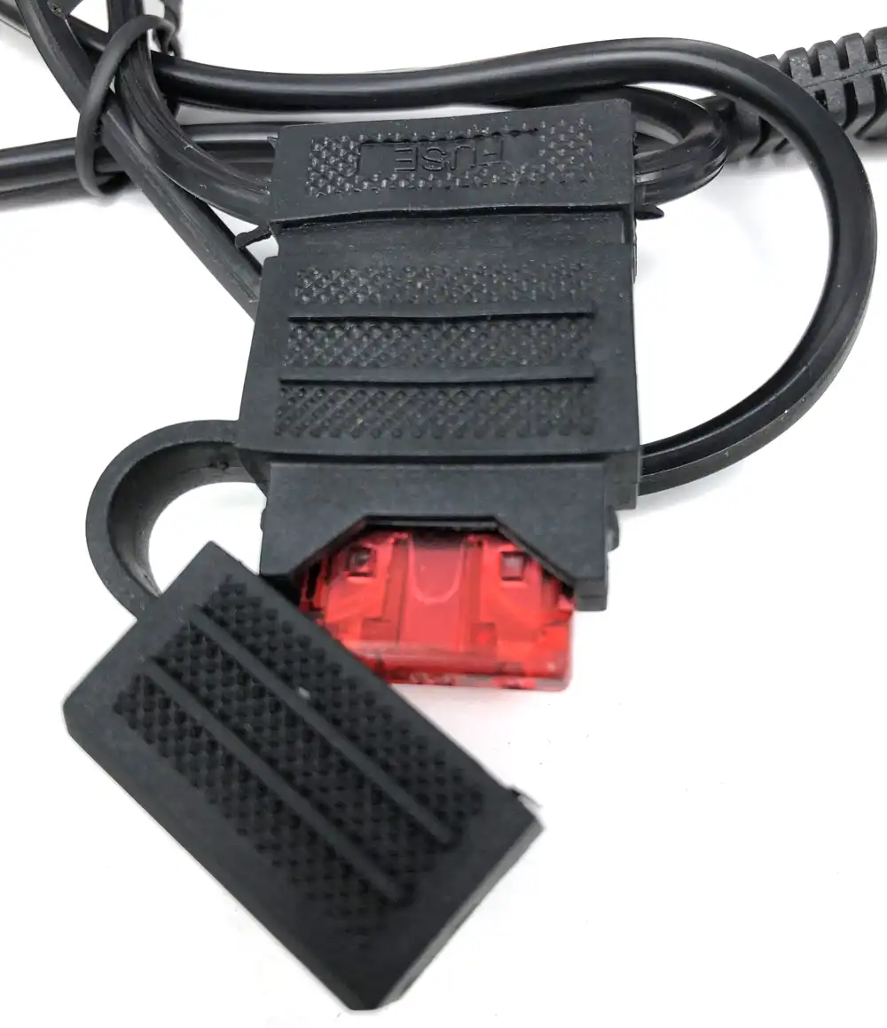Внешний аккумулятор к удлинительному кабелю Sae 18AWG 50 см 2 контактный