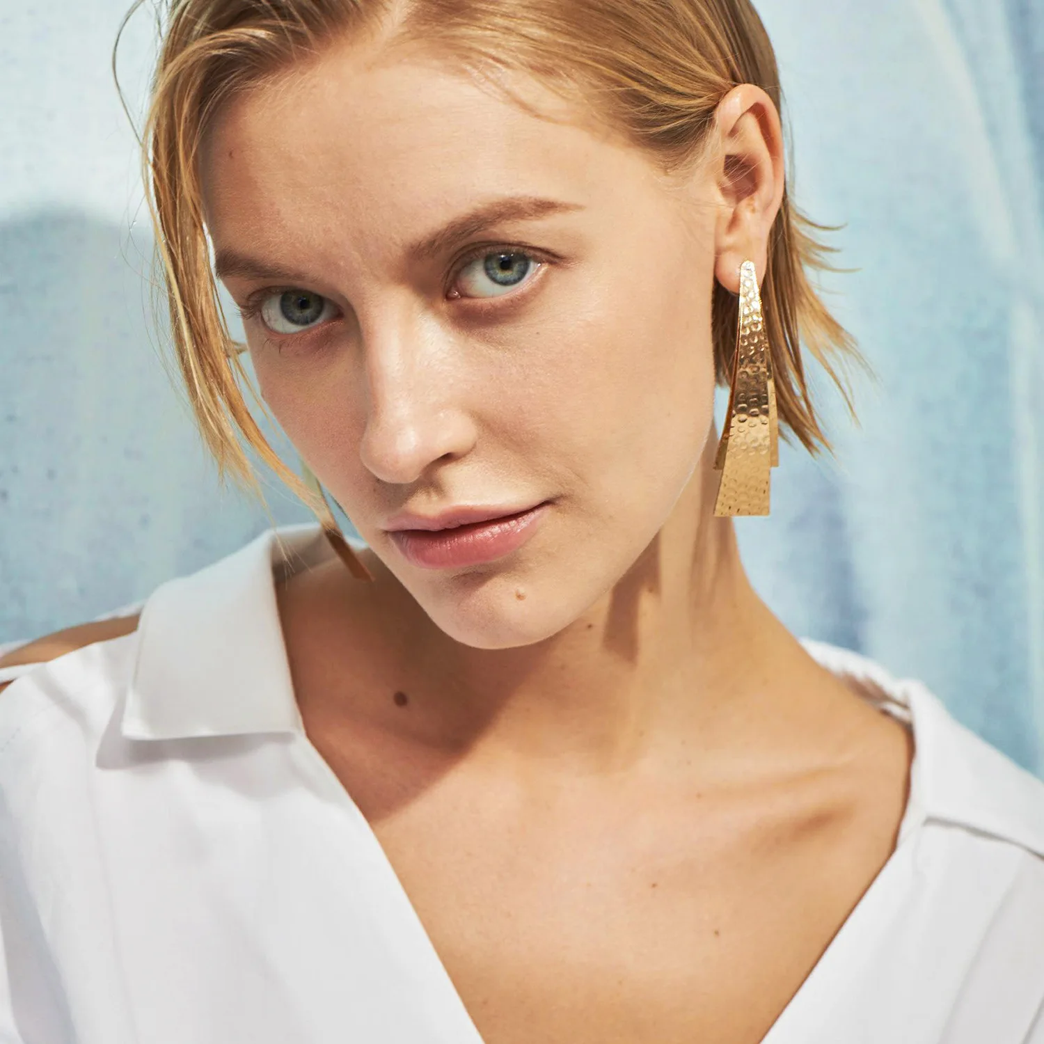 2018 New Punk Gold Silver Metal Sequin Geometric Stud Earrings for Women Simple charm Twisted Large modern Earring Party Jewelry
2018 New Punk Gold Silver Metal Sequin Geometric Stud Earrings for Women Simple charm Twisted Large modern Earring Party Jewelry