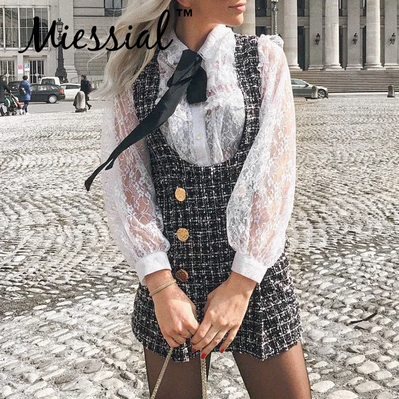 Miessial Plaid double breasted bocycon dress Women sleeveless v neck warm button dress winter female streetwear casual dress
Miessial Plaid double breasted bocycon dress Women sleeveless v neck warm button dress winter female streetwear casual dress