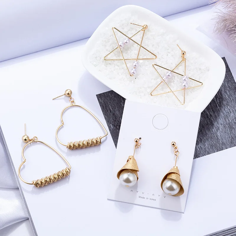 2019 New Star Metal Women Trendy Stud Earrings Temperament Pearl Pentagram Earrings Personality Hanging Star Fashion Jewelry
2019 New Star Metal Women Trendy Stud Earrings Temperament Pearl Pentagram Earrings Personality Hanging Star Fashion Jewelry