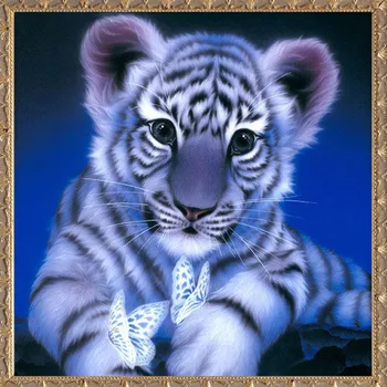 5D Diamond Painting Little White Tiger Diamond Embroidery Full Resin Rhinestone Mosaic Pictures Handmade Crafts Cross Stitch Kit
5D Diamond Painting Little White Tiger Diamond Embroidery Full Resin Rhinestone Mosaic Pictures Handmade Crafts Cross Stitch Kit