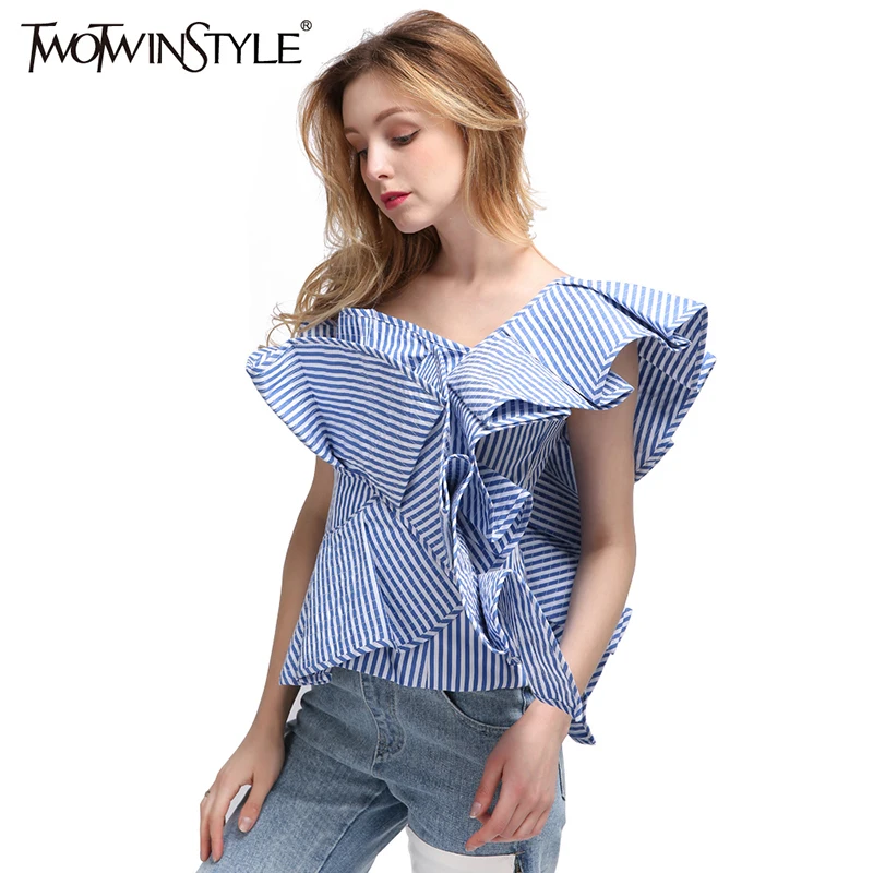 TWOTWINSTYLE Sleeveless Striped Shirt For Women Off Shoulder High Waist Irregular Blouse Top Female 2019 Fashion Clothing Summer
TWOTWINSTYLE Sleeveless Striped Shirt For Women Off Shoulder High Waist Irregular Blouse Top Female 2019 Fashion Clothing Summer
