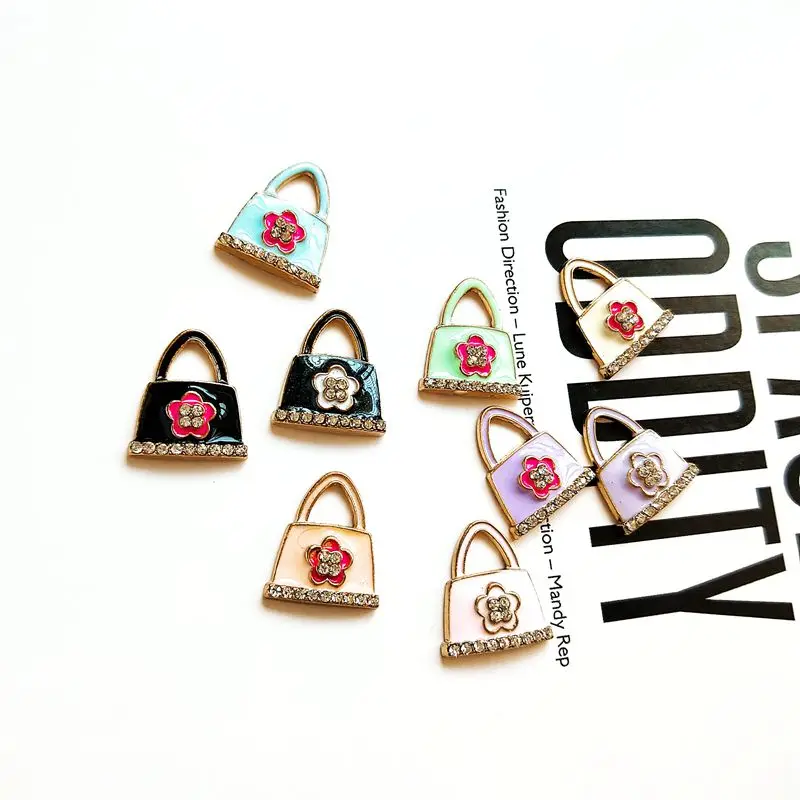 DIY accessories dripping oil alloy handmade polychromatic handbag flower cute jewelry pendant accessories 6 pieces
DIY accessories dripping oil alloy handmade polychromatic handbag flower cute jewelry pendant accessories 6 pieces