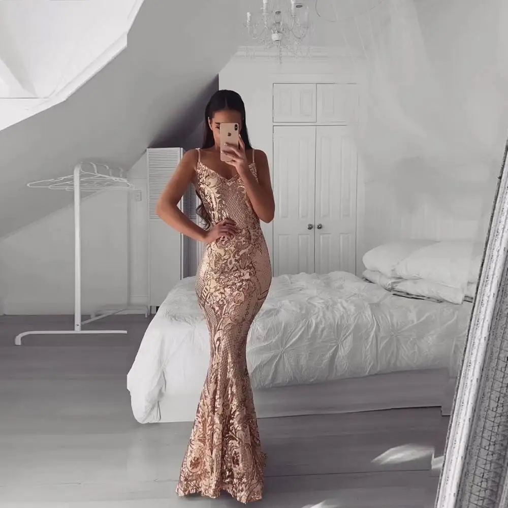 2019 New Chic Summer Fashion Sequin Dress Sexy Spaghetti Strap v Neck Khaki Mermaid Long Evening Celebrity Party Vestidos 
2019 New Chic Summer Fashion Sequin Dress Sexy Spaghetti Strap v Neck Khaki Mermaid Long Evening Celebrity Party Vestidos