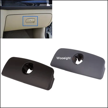 Wooeight 1Pc Car Armret Glove Box Handle Cover Lid Lock Hole 06B129723J For VW Passat B5 1998 1999 2000 2001 2002 2003 2004 2005
Wooeight 1Pc Car Armret Glove Box Handle Cover Lid Lock Hole 06B129723J For VW Passat B5 1998 1999 2000 2001 2002 2003 2004 2005