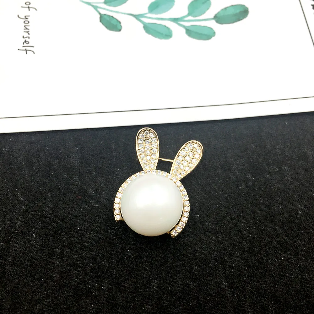 New Wedding Zircon Ear Rabbit Brooch Women Men Simulated Pearl Animal Brooches Wedding Scarf Shirt Collar Pins Jewelry
New Wedding Zircon Ear Rabbit Brooch Women Men Simulated Pearl Animal Brooches Wedding Scarf Shirt Collar Pins Jewelry