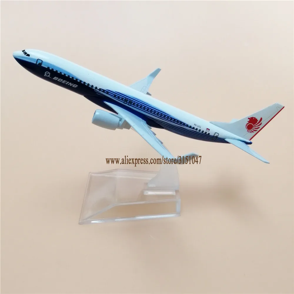 Alloy Metal Blue Indonesia Air Lion B737 Airlines Airplane Model Boeing 737 Airways Plane Model Stand Aircraft Kids Gifts 16cm
Alloy Metal Blue Indonesia Air Lion B737 Airlines Airplane Model Boeing 737 Airways Plane Model Stand Aircraft Kids Gifts 16cm
