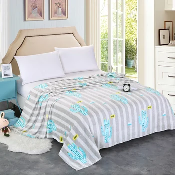 Blanket 200x230cm high density super soft flannel mattress sofa / bed sheet / portable bed cover / travel / shawl / camp
Blanket 200x230cm high density super soft flannel mattress sofa / bed sheet / portable bed cover / travel / shawl / camp