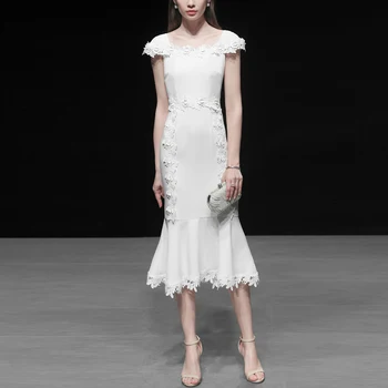 White Elegant Lace Floral Embroidery Slim Mermaid Party Dress 2019 Women Summer High Quality Runway Dress vestidos de festa
White Elegant Lace Floral Embroidery Slim Mermaid Party Dress 2019 Women Summer High Quality Runway Dress vestidos de festa