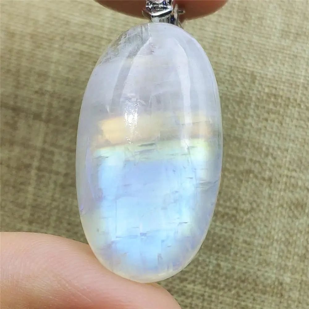 Top Quality Natural Rainbow Light Moonstone Pendant 30x17x8mm Gemstone Women Men Clear Beads Love Gift Crystal Healing AAAAA
Top Quality Natural Rainbow Light Moonstone Pendant 30x17x8mm Gemstone Women Men Clear Beads Love Gift Crystal Healing AAAAA