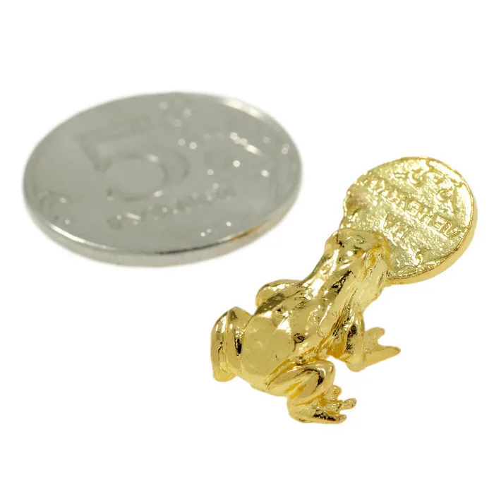 2017 Unique design new Arrivals Metal souvenir The mascot in the wallet "and" monetary toad COINS purse Lucky symbol of wealth
2017 Unique design new Arrivals Metal souvenir The mascot in the wallet "and" monetary toad COINS purse Lucky symbol of wealth