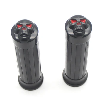 Skull Motorcycle CNC Aluminum 1" 25mm Handlebar Grips Hand Grips Bar Ends Universal For Harley Honda Suzuki Kawasaki Ducati BMW
Skull Motorcycle CNC Aluminum 1" 25mm Handlebar Grips Hand Grips Bar Ends Universal For Harley Honda Suzuki Kawasaki Ducati BMW