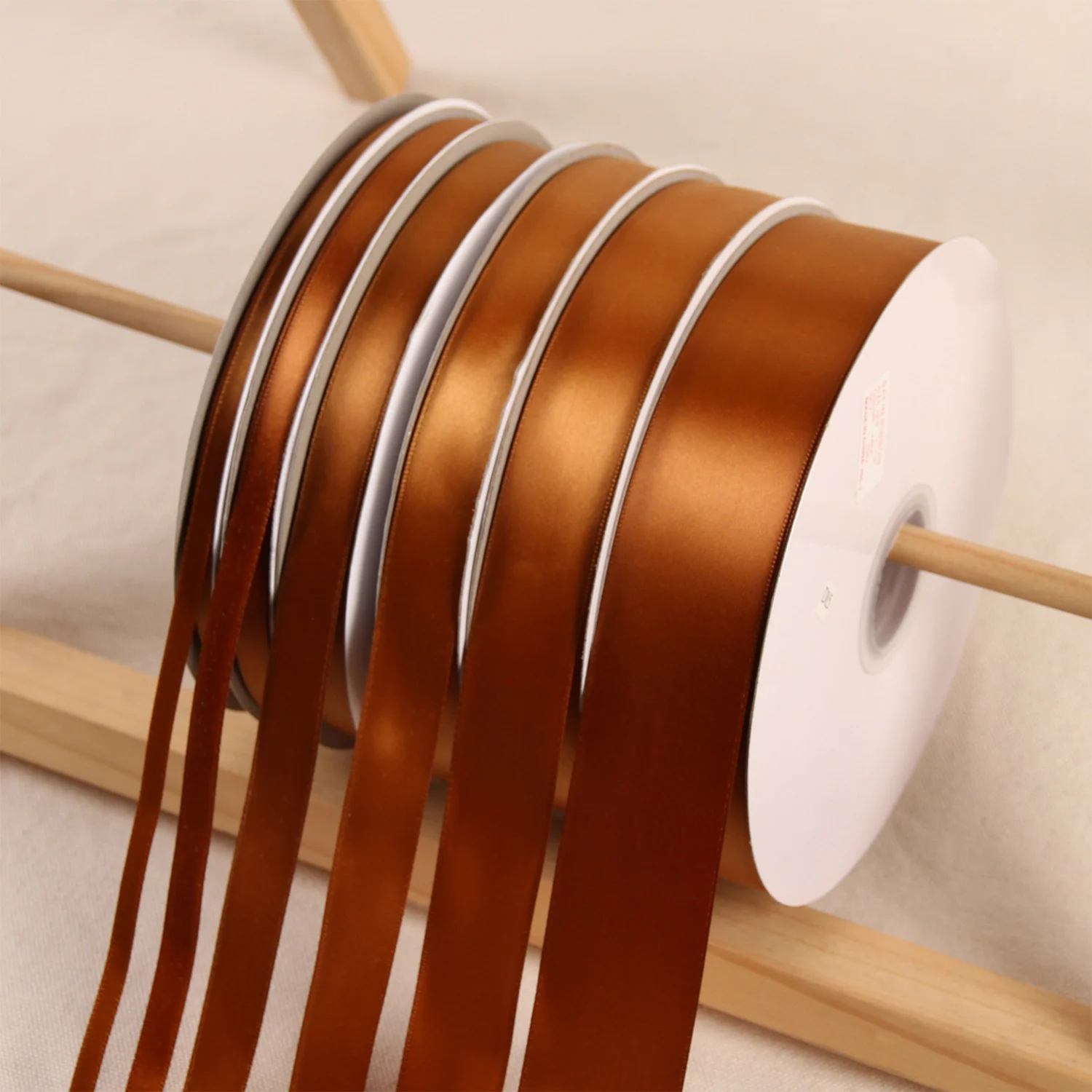 Copper Color 100 Yards/Roll Polyester Ribbon Satin Ribbon Wedding Christmas Decoration Cake Gift Box Wrap Hand DIY Accessories
Copper Color 100 Yards/Roll Polyester Ribbon Satin Ribbon Wedding Christmas Decoration Cake Gift Box Wrap Hand DIY Accessories
