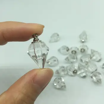 20pieces 19.2*13.8mm Transparent shaped glass vail necklace pendant Glass Crystal perfume bottle name on rice art charms
20pieces 19.2*13.8mm Transparent shaped glass vail necklace pendant Glass Crystal perfume bottle name on rice art charms