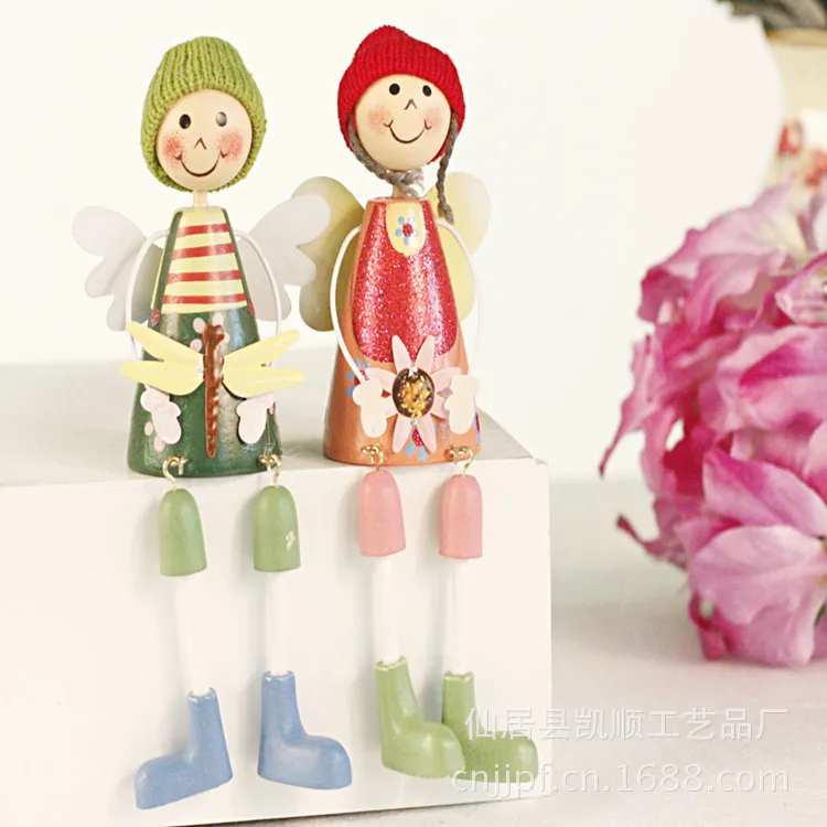 Yiwu wholesale Home Decoration new painted wooden doll hanging feet sitting paragraph LL-1388C
Yiwu wholesale Home Decoration new painted wooden doll hanging feet sitting paragraph LL-1388C