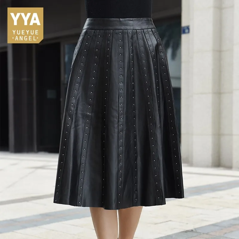 2019 New Arrival Woman Skirts Genuine Leather Womens Skirts Fashion Punk Rivet High Waist Pleated Skirts Slim Fit Faldas Mujer
2019 New Arrival Woman Skirts Genuine Leather Womens Skirts Fashion Punk Rivet High Waist Pleated Skirts Slim Fit Faldas Mujer