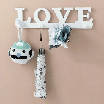 1PCS Creative Hanger 4 Hooks Clothes Bag Robe Mount Screw Wall Rack Love Coat Hat Key Holder Door Bathroom Home Decor
1PCS Creative Hanger 4 Hooks Clothes Bag Robe Mount Screw Wall Rack Love Coat Hat Key Holder Door Bathroom Home Decor