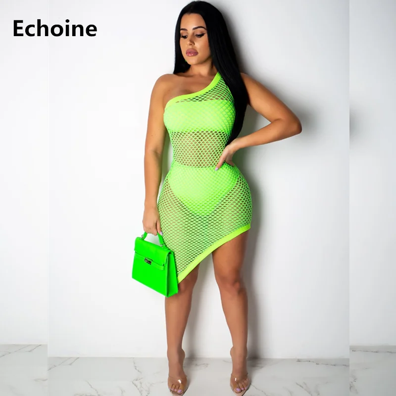 New Summer Women Hollow Out See Through Dress 3 Piece Set Sexy Sheer Mesh Fishnet Dress Set Sleeveless One Shoulder Club Outfit
New Summer Women Hollow Out See Through Dress 3 Piece Set Sexy Sheer Mesh Fishnet Dress Set Sleeveless One Shoulder Club Outfit