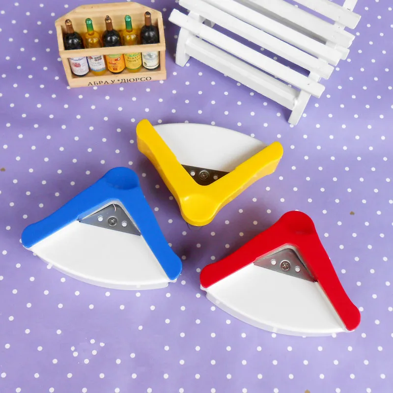 Student DIY R5 Colored Plastic Corner Rounder Paper Punch Card Photo Cutter Tool For Home Decoration Photo Album
Student DIY R5 Colored Plastic Corner Rounder Paper Punch Card Photo Cutter Tool For Home Decoration Photo Album