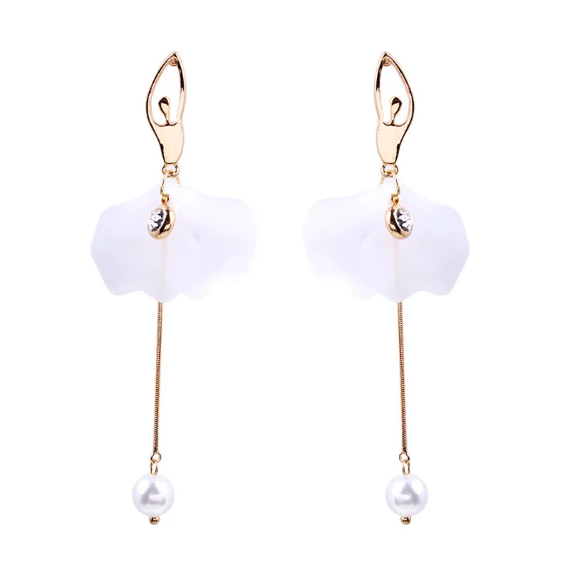 2019 Europe and the United States explosion models new ballerina modeling alloy inlay Rhinestone long pearl earrings wholesale
2019 Europe and the United States explosion models new ballerina modeling alloy inlay Rhinestone long pearl earrings wholesale