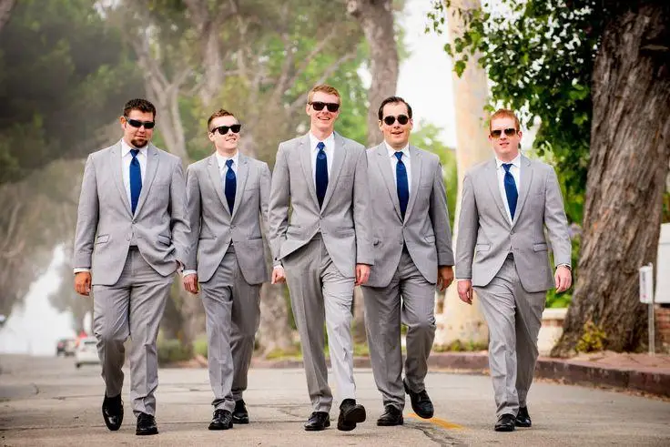 Tailored Men Suit Set Slim Llight Grey White Black Fashion Prom Best manGroomsmen Prom Suits Men Wedding Suits(Jacket+Pants+Tie)
Tailored Men Suit Set Slim Llight Grey White Black Fashion Prom Best manGroomsmen Prom Suits Men Wedding Suits(Jacket+Pants+Tie)