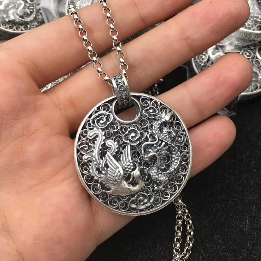 Solid Fine Silver 990 Dragon & Phoenix Medal Pendant For Necklace Women Traditional China Style Cool 990 Sterling Silver Jewelry
Solid Fine Silver 990 Dragon & Phoenix Medal Pendant For Necklace Women Traditional China Style Cool 990 Sterling Silver Jewelry