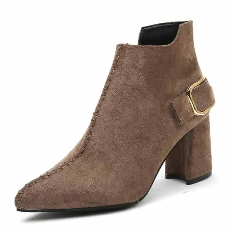 Brand Women Boots Female Winter Shoes Woman Fur Warm Snow Boots Square heels bota feminina Ankle Boots botas mujer
Brand Women Boots Female Winter Shoes Woman Fur Warm Snow Boots Square heels bota feminina Ankle Boots botas mujer