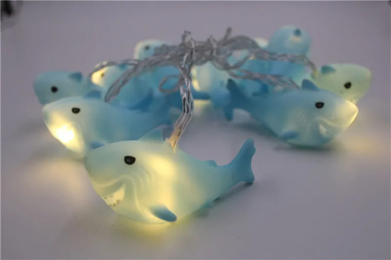 "Light Sharks" 1.8m LED Shark Light String 1