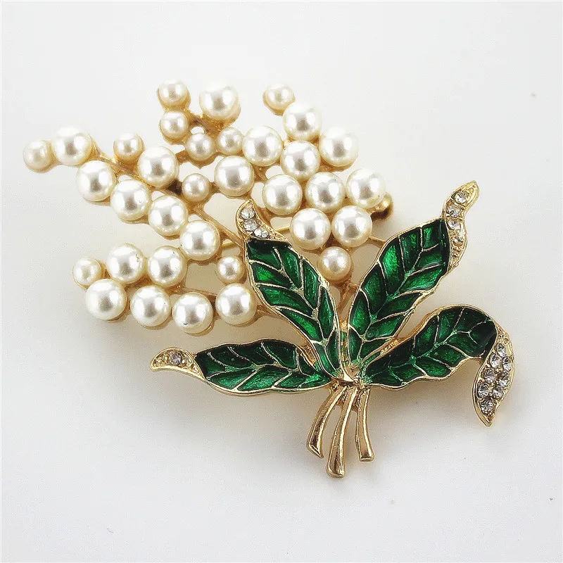 XQ Free shipping Fashion new pearl drop glaze green brooch set a corsage accessories
XQ Free shipping Fashion new pearl drop glaze green brooch set a corsage accessories