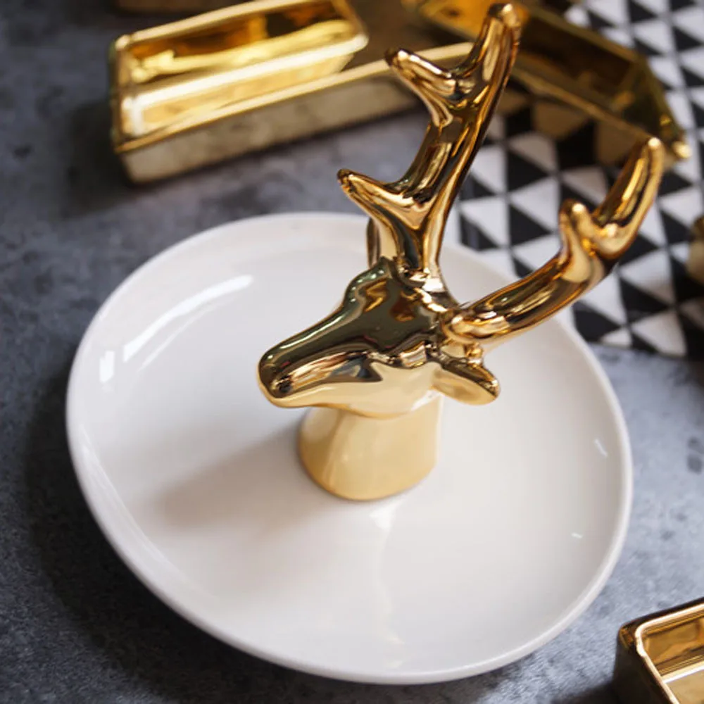 Scandinavian Golden Deer Antler Jewelry Storage Plate Mini Creative Ceramic Ring Tray Chic Necklace Earring Finishing Plate
Scandinavian Golden Deer Antler Jewelry Storage Plate Mini Creative Ceramic Ring Tray Chic Necklace Earring Finishing Plate