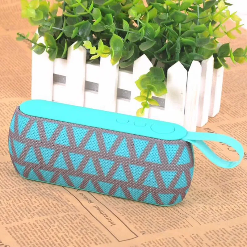 2018 USB mini computer speaker Desktop outdoor notebook speaker portable speaker cheap dual speakers with retail package
2018 USB mini computer speaker Desktop outdoor notebook speaker portable speaker cheap dual speakers with retail package
