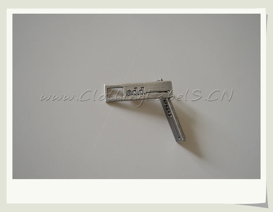 Custom zipper pullers, zipper sliders, metal labels with customized design or logo, engraved logo
Custom zipper pullers, zipper sliders, metal labels with customized design or logo, engraved logo