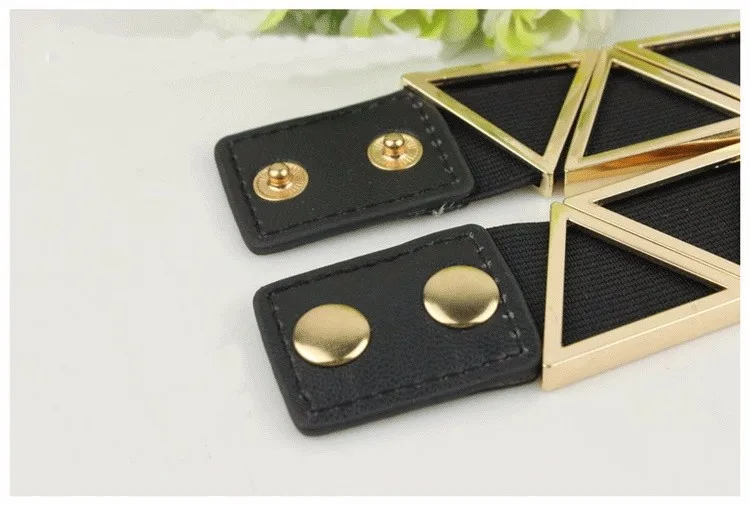 BUCKLE 9