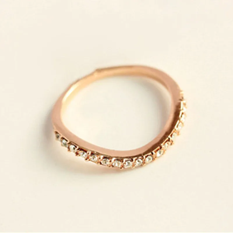 hot Charming Shiny Gold Color Wavy Ring Women Single Row Lines Crystal Rings Personality Finger Rings Cheap Price Free Shipping 
hot Charming Shiny Gold Color Wavy Ring Women Single Row Lines Crystal Rings Personality Finger Rings Cheap Price Free Shipping