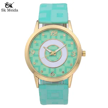 New Women Watch Exquisite Compact Metallic Dial Digital Ladies watches Round Checkered Band reloj mujer Personality design SW-51
New Women Watch Exquisite Compact Metallic Dial Digital Ladies watches Round Checkered Band reloj mujer Personality design SW-51