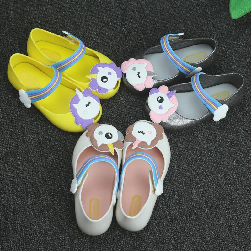 Baby Boys Girls Soft Shoes PVC Cartoon Shoes For Unicorn Dress Up Style Sandals Princess Shoes 15-18cm
Baby Boys Girls Soft Shoes PVC Cartoon Shoes For Unicorn Dress Up Style Sandals Princess Shoes 15-18cm